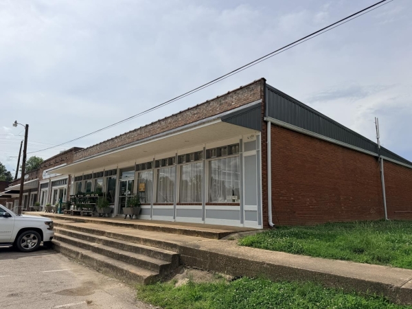 Listing Image #5 - Business for sale at 110 - 114 Dogwood Avenue (Multiple Addresses), Middleton TN 38052