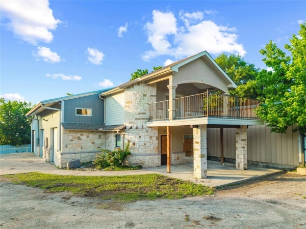 Listing Image #2 - Others for sale at 301 E Dallas Street, Hutchins TX 75141
