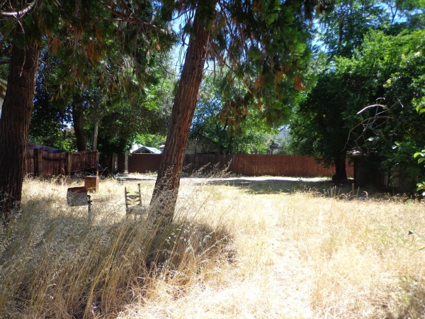 Listing Image #1 - Land for sale at 1071 Center Street, Redding CA 96001