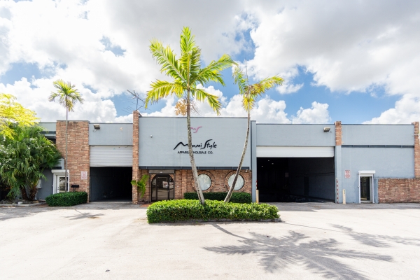 Listing Image #1 - Industrial for sale at 7480 NW 52 ST, MIAMI FL 33166