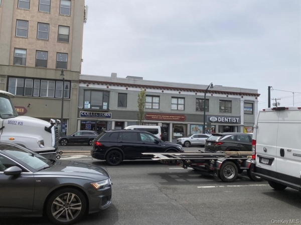 Listing Image #2 - Office for sale at 393 Sunrise Highway, Lynbrook NY 11563 Listing Image #2 - Office for sale at 393 Sunrise Highway, Lynbrook NY 11563