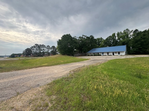 Listing Image #2 - Others for sale at 5032 Highway 84 West, Laurel MS 39443 Listing Image #2 - Others for sale at 5032 Highway 84 West, Laurel MS 39443