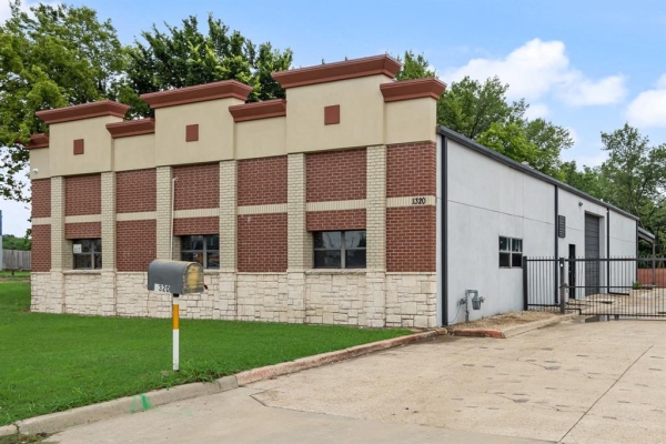 Listing Image #3 - Industrial for sale at 1320 US Highway 80, Mesquite TX 75149 Listing Image #3 - Industrial for sale at 1320 US Highway 80, Mesquite TX 75149