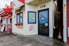 Listing Image #2 - Retail for sale at 108 S Highway 101, Depoe Bay OR 97341