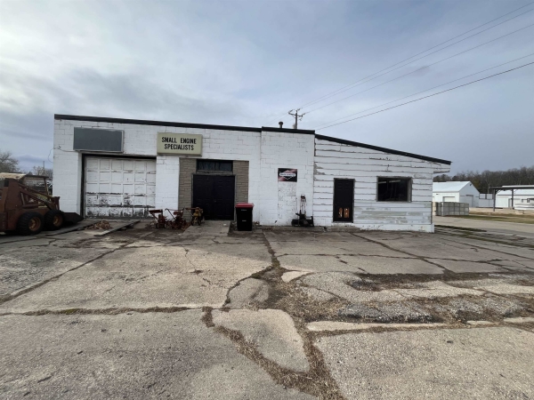 Listing Image #1 - Others for sale at 117 N RICHMOND Street, GILLETT WI 54124