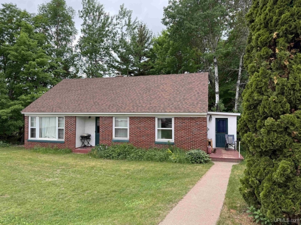 Listing Image #1 - Others for sale at 798 E Us 41, Negaunee MI 49866