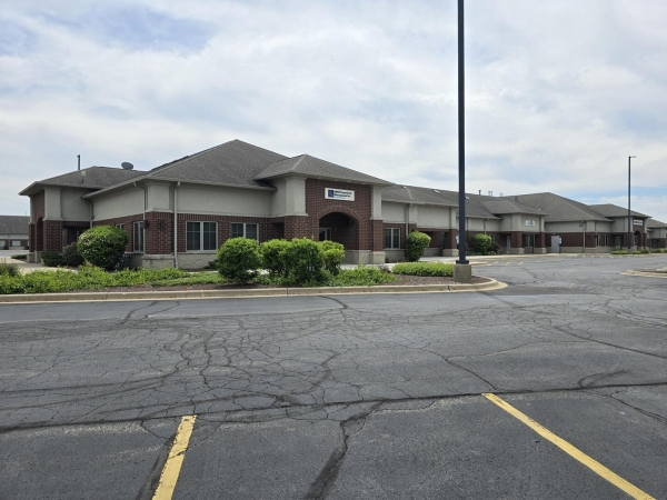 Listing Image #1 - Office for sale at 1452 Merchant Drive, Algonquin IL 60102 Listing Image #1 - Office for sale at 1452 Merchant Drive, Algonquin IL 60102