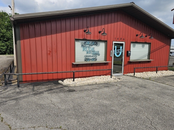 Listing Image #3 - Others for sale at 1406 Salem Road, Mt Vernon IL 62864