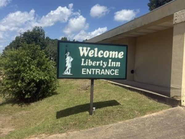 Listing Image #1 - Hotel for sale at 6172 Plaza Drive, Tylertown MS 39667 Listing Image #1 - Hotel for sale at 6172 Plaza Drive, Tylertown MS 39667