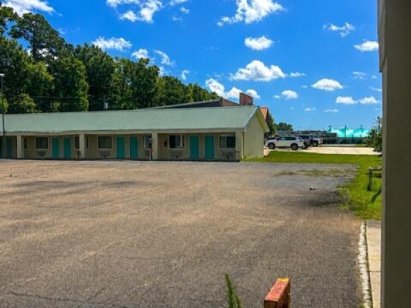 Listing Image #3 - Hotel for sale at 6172 Plaza Drive, Tylertown MS 39667 Listing Image #3 - Hotel for sale at 6172 Plaza Drive, Tylertown MS 39667