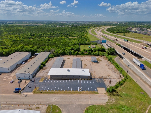 Listing Image #1 - Industrial for sale at 4004 Bell Dr, Temple TX 76502 Listing Image #1 - Industrial for sale at 4004 Bell Dr, Temple TX 76502