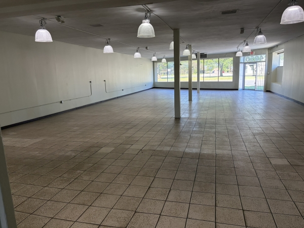 Listing Image #7 - Retail for sale at 24850 Gratiot Avenue, Eastpointe MI 48021 Listing Image #7 - Retail for sale at 24850 Gratiot Avenue, Eastpointe MI 48021