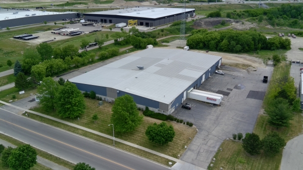 Listing Image #1 - Industrial for sale at 3920 Kennedy Rd, Janesville WI 53545
