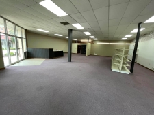 Listing Image #3 - Retail for sale at 1 S Frederick Avenue, Oelwein IA 50662