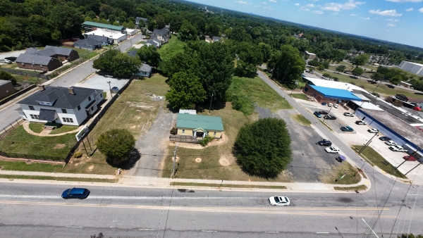 Listing Image #1 - Office for sale at 524 W Airline Ave, Gastonia NC 28054 Listing Image #1 - Office for sale at 524 W Airline Ave, Gastonia NC 28054