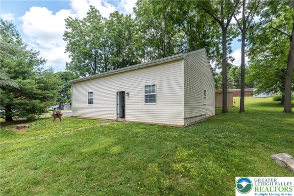 Listing Image #2 - Others for sale at 1815 Leithsville Rd, Lower Saucon Twp PA 18055
