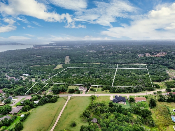 Listing Image #2 - Land for sale at TBD Harbor Dr, Woodway TX 76712