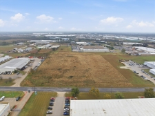 Listing Image #2 - Land for sale at 3301 Lucius McCelvey Dr, Temple TX 76502