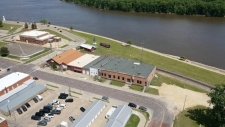 Industrial property for sale in Clinton, IA