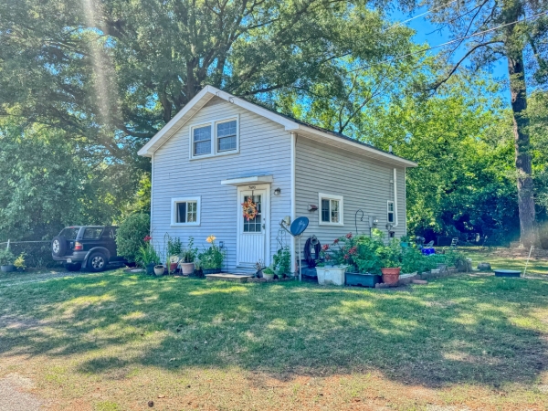 Listing Image #3 - Multi-family for sale at Gloucester County 4-Unit Portfolio, Gloucester Point VA 23062