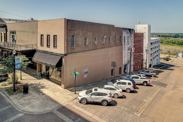 Listing Image #2 - Others for sale at 1300 Washington Street, Vicksburg MS 39180