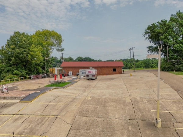 Listing Image #1 - Others for sale at 3144 Indiana Ave, Vicksburg MS 39180