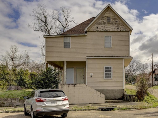 Listing Image #1 - Others for sale at 703 Monroe St, Vicksburg MS 39183