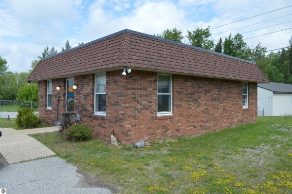 Listing Image #1 - Retail for sale at 185 E M-72, Kalkaska MI 49646