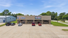 Retail for sale in Okmulgee, OK