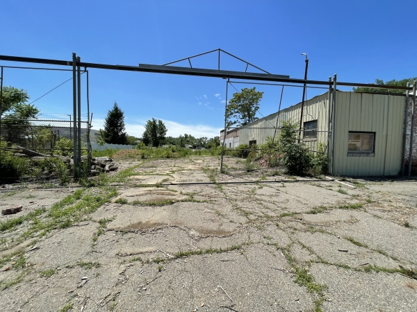 Listing Image #3 - Industrial for sale at 619-635 East Washington Avenue, Jackson MI 49203
