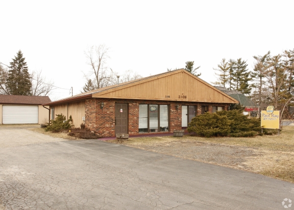 Listing Image #1 - Office for sale at 2106 Horton Road, Jackson MI 49203