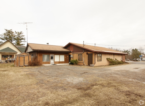 Listing Image #2 - Office for sale at 2106 Horton Road, Jackson MI 49203