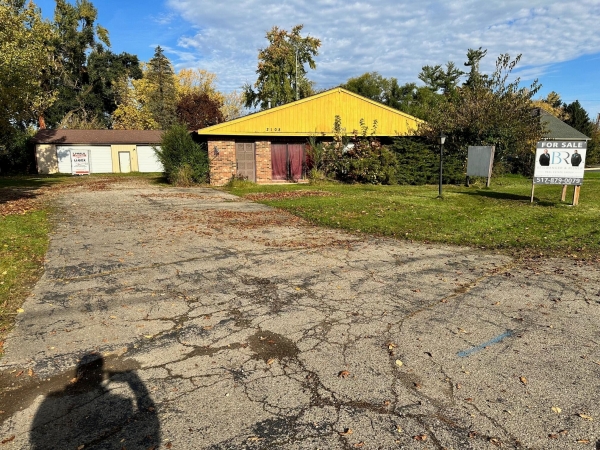 Listing Image #3 - Office for sale at 2106 Horton Road, Jackson MI 49203