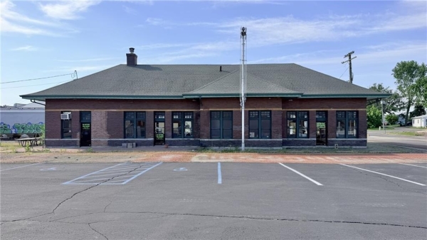 Listing Image #1 - Others for sale at 1 Elm Street, Chillicothe MO 64601