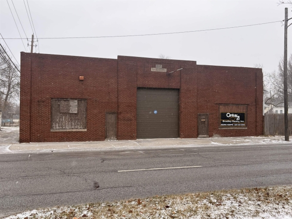 Listing Image #2 - Others for sale at 1915 S Clinton Street, Fort Wayne IN 46802