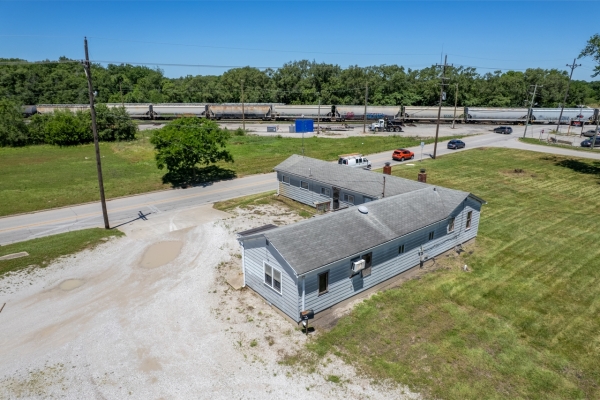 Listing Image #3 - Others for sale at 2611 N 25th ST, Terre Haute IN 47804
