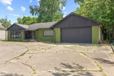 Office property for sale in Shelbyville, IN
