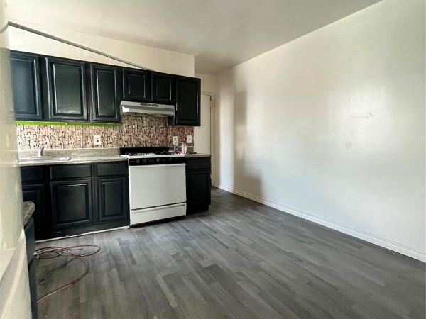 Listing Image #3 - Multi-family for sale at 591 Van Nest Avenue, Bronx NY 10460