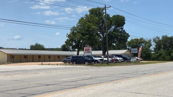 Listing Image #3 - Retail for sale at 2847 Junction Hwy, Kerrville TX 78028 Listing Image #3 - Retail for sale at 2847 Junction Hwy, Kerrville TX 78028