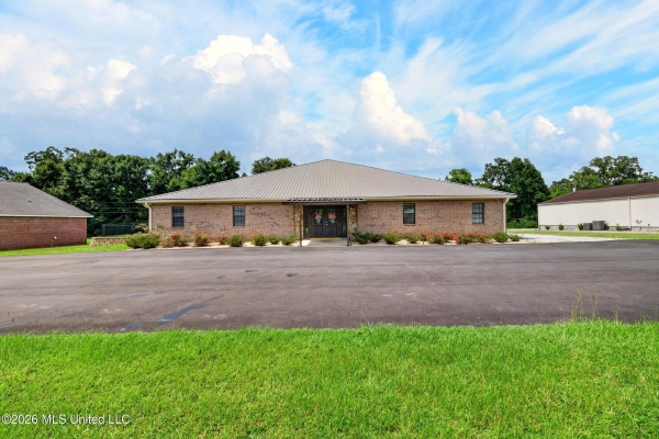 Listing Image #2 - Others for sale at 1625 W Central Avenue, Wiggins MS 39577 Listing Image #2 - Others for sale at 1625 W Central Avenue, Wiggins MS 39577