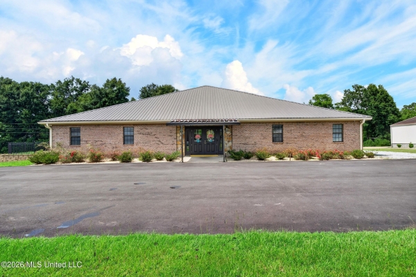 Listing Image #3 - Others for sale at 1625 W Central Avenue, Wiggins MS 39577 Listing Image #3 - Others for sale at 1625 W Central Avenue, Wiggins MS 39577