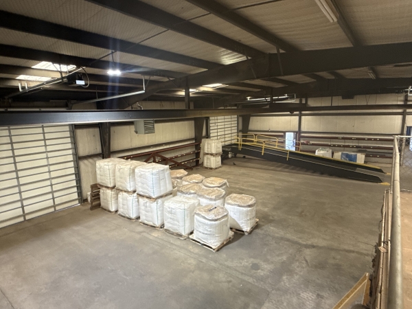 Listing Image #3 - Industrial for sale at 915 N Dumas Dr, Dumas TX 79029