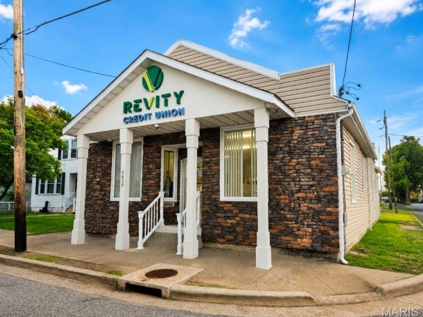 Listing Image #1 - Office for sale at 4426 Cookson Road, East St Louis IL 62201 Listing Image #1 - Office for sale at 4426 Cookson Road, East St Louis IL 62201