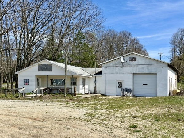 Listing Image #1 - Others for sale at 6390 N Comstock Avenue, Hesperia MI 49421 Listing Image #1 - Others for sale at 6390 N Comstock Avenue, Hesperia MI 49421