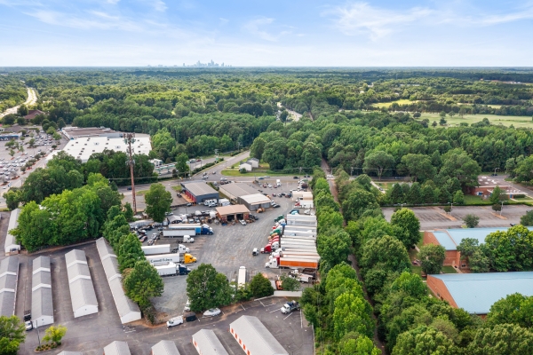Listing Image #3 - Industrial for sale at 7226 Harrisburg Road, Charlotte NC 28215 Listing Image #3 - Industrial for sale at 7226 Harrisburg Road, Charlotte NC 28215