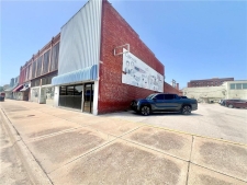 Listing Image #3 - Office for sale at 210 W 9th Street, Coffeyville KS 67337