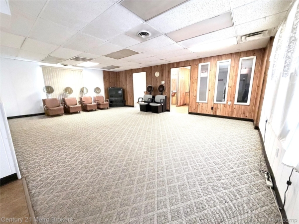 Listing Image #2 - Others for sale at 4126 W Fenton Road, Flint MI 48507 Listing Image #2 - Others for sale at 4126 W Fenton Road, Flint MI 48507