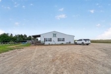 Listing Image #2 - Others for sale at 9262 Farm Road 79, Sumner TX 75486