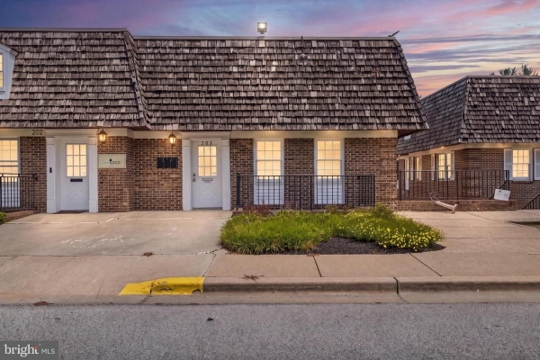 Listing Image #1 - Office for sale at 9520 Marlboro Pike #203, Upper Marlboro MD 20772 Listing Image #1 - Office for sale at 9520 Marlboro Pike #203, Upper Marlboro MD 20772