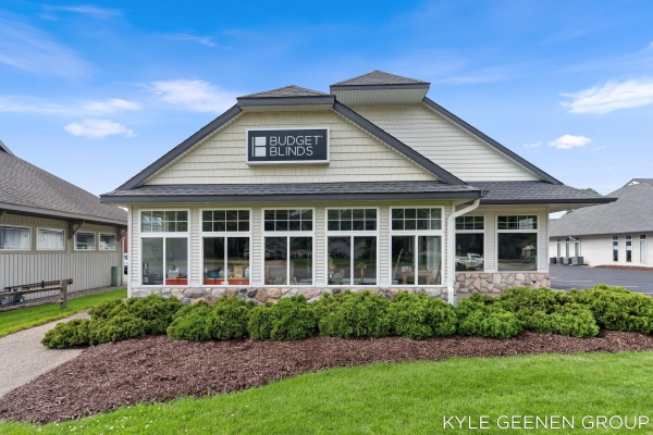 Listing Image #2 - Retail for sale at 60 E Lakewood Boulevard , 10,20,30, Holland MI 49424 Listing Image #2 - Retail for sale at 60 E Lakewood Boulevard , 10,20,30, Holland MI 49424